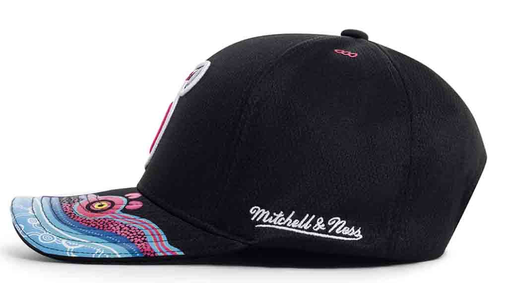 Load image into Gallery viewer, Sydney Sixers BBL13 Indigenous Cap
