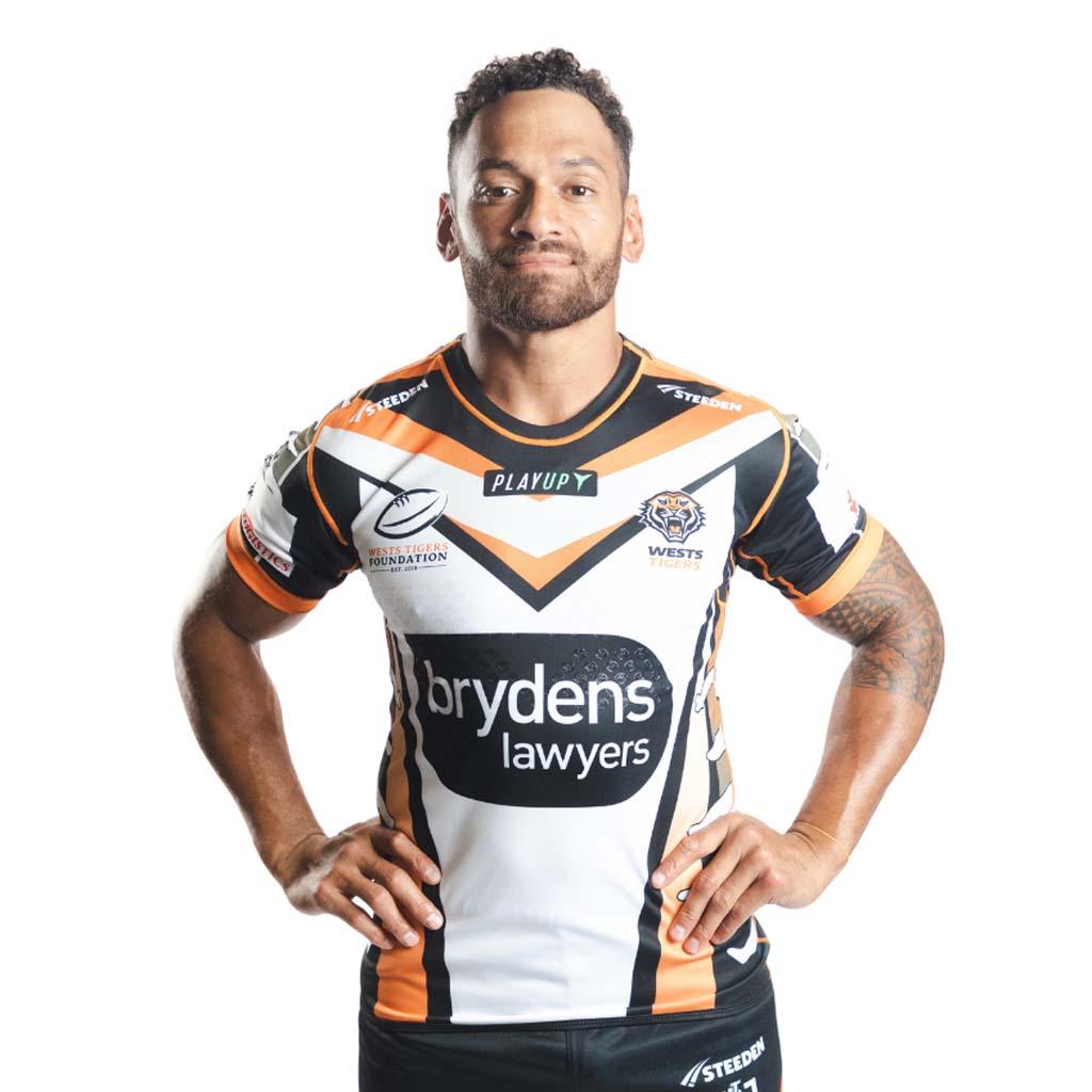 Load image into Gallery viewer, Wests Tigers 2023 Captains Run Jersey
